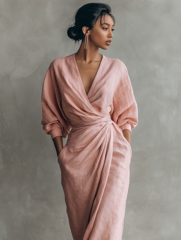 Daria linen dress with a V-neck