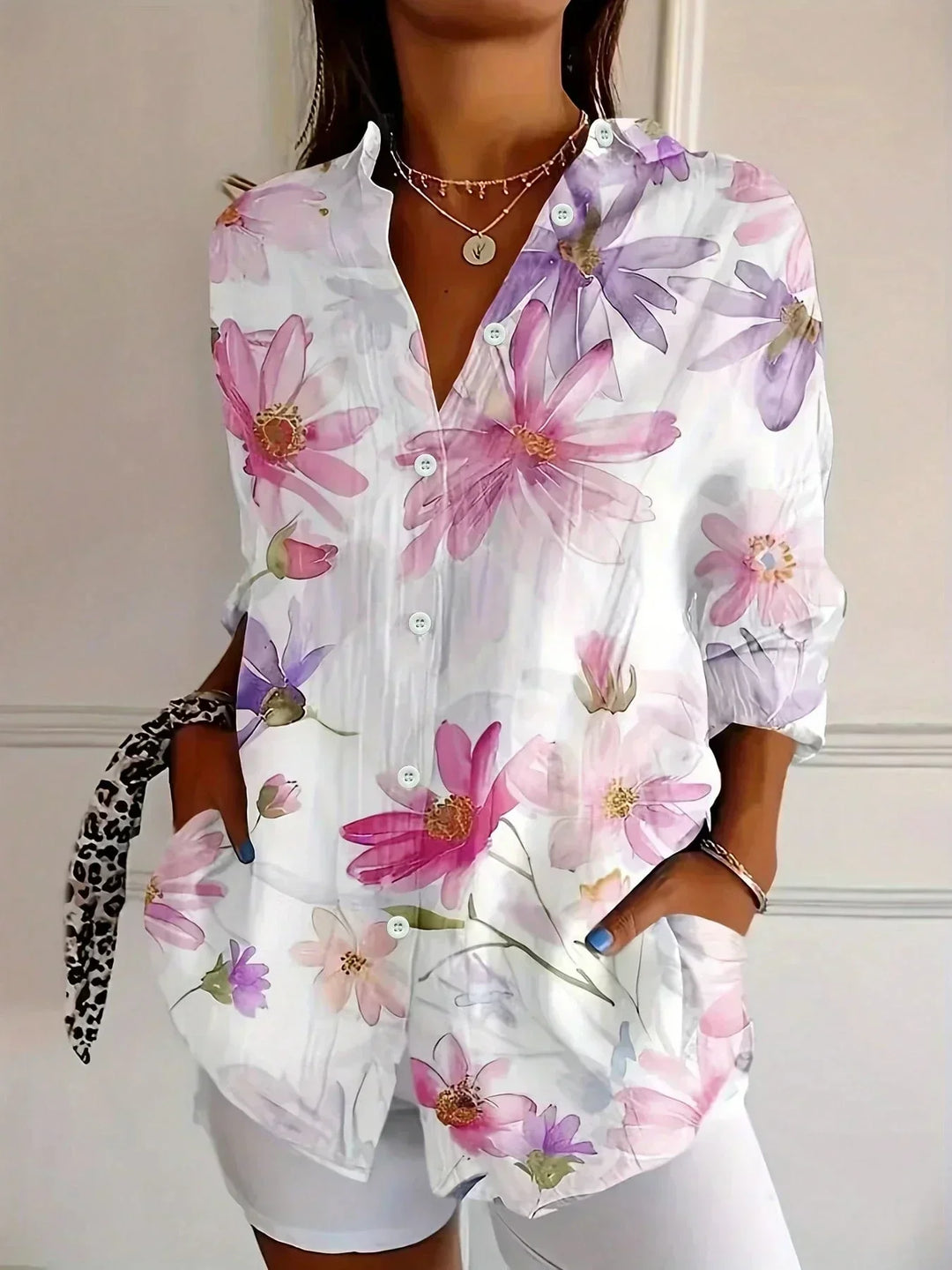 Astrid | Blouse with colorful patterns